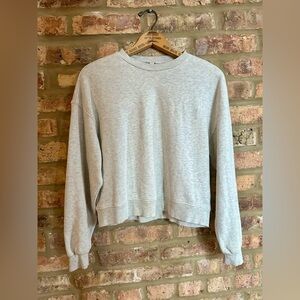 Divided H&M Light Grey Basic Scoop Crewneck